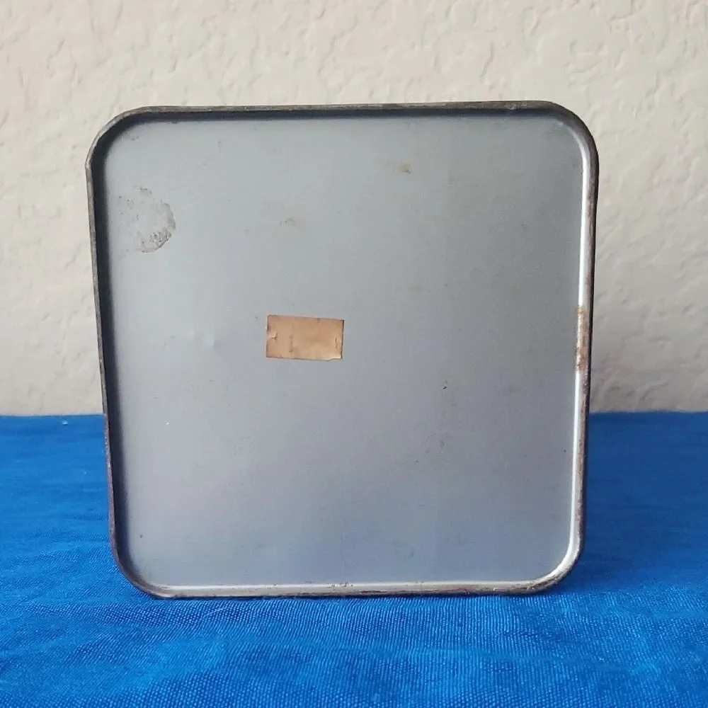 VTG 1969 Nabisco Premium Saltine Crackers Tin Canister - Retro 9.5 Kitchen Decor
